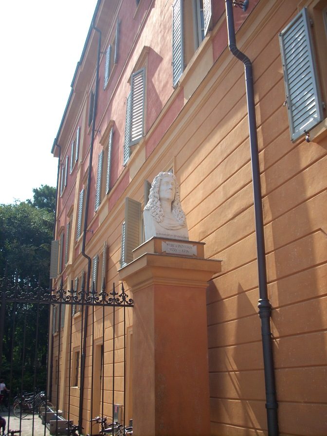Bernardino%20Ramazzini%27s%20monument%2C%20Carpi%20-%202.JPG